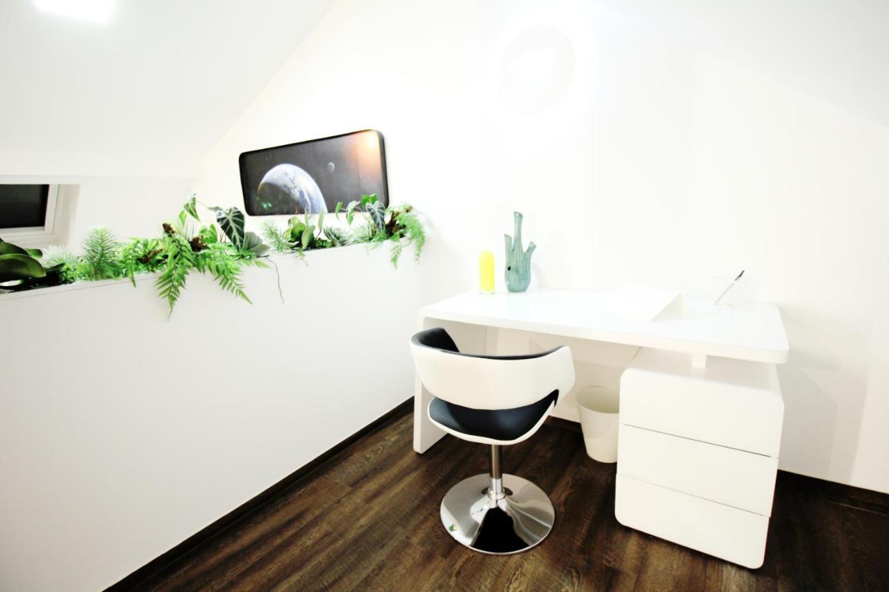 Secret Hideaways Space Loft Wohndesign Auf 2 Etagen L 450M Bis Uni Дуйсбург Экстерьер фото