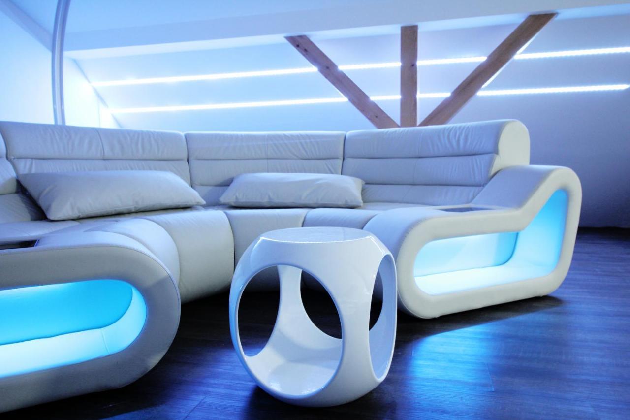 Secret Hideaways Space Loft Wohndesign Auf 2 Etagen L 450M Bis Uni Дуйсбург Экстерьер фото